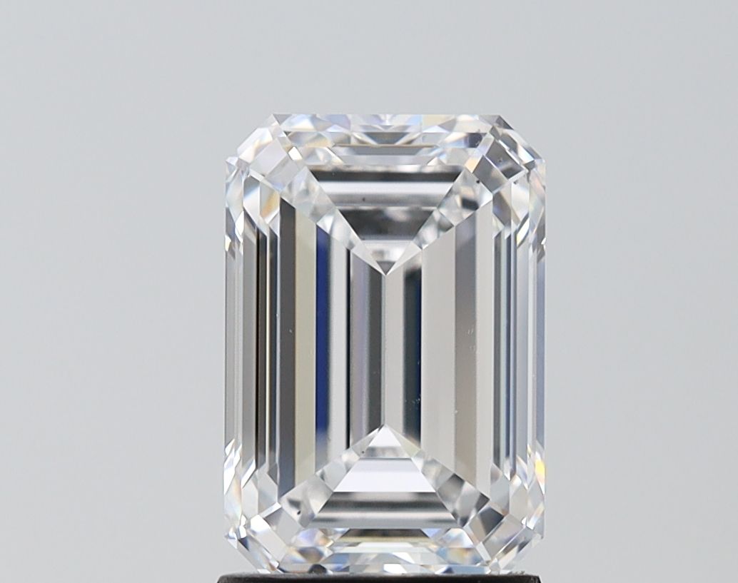 2.75 Carat D-VS2 Emerald Lab Diamond