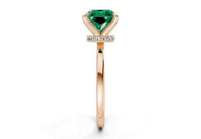 Seraphina Emerald Gemstone Solitaire Radiant Squareuare Cut 1.8mm Engagement Ring