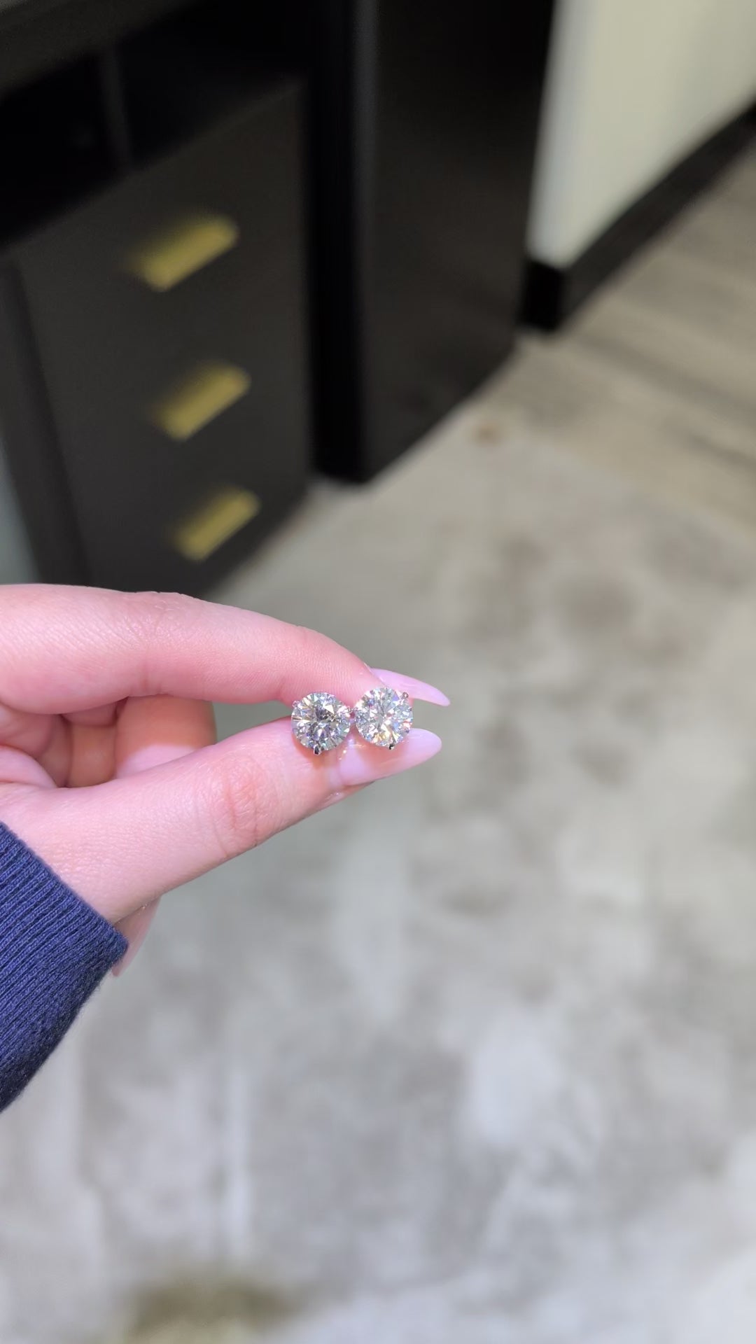 Geneva Classic Diamond Round Cut Studs