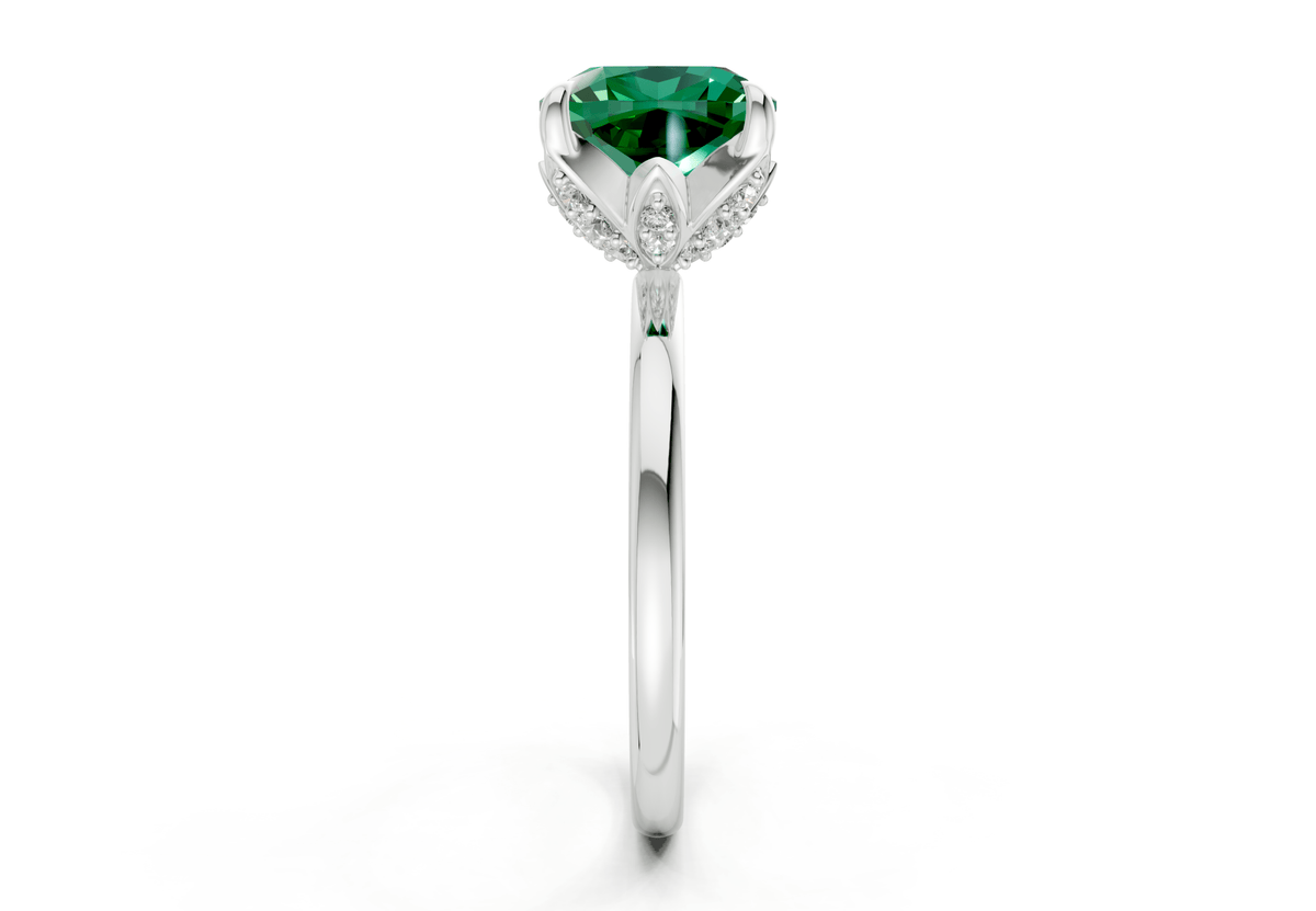 Skye Emerald Gemstone Solitaire Cushion Squareuare Cut 1.8mm Engagement Ring